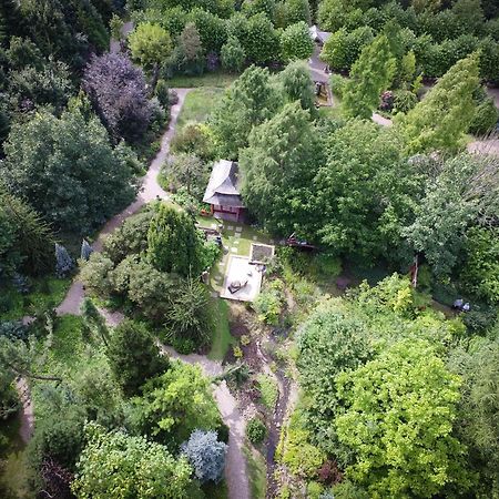 Dom W Starym Parku Otel Biskupice  Dış mekan fotoğraf